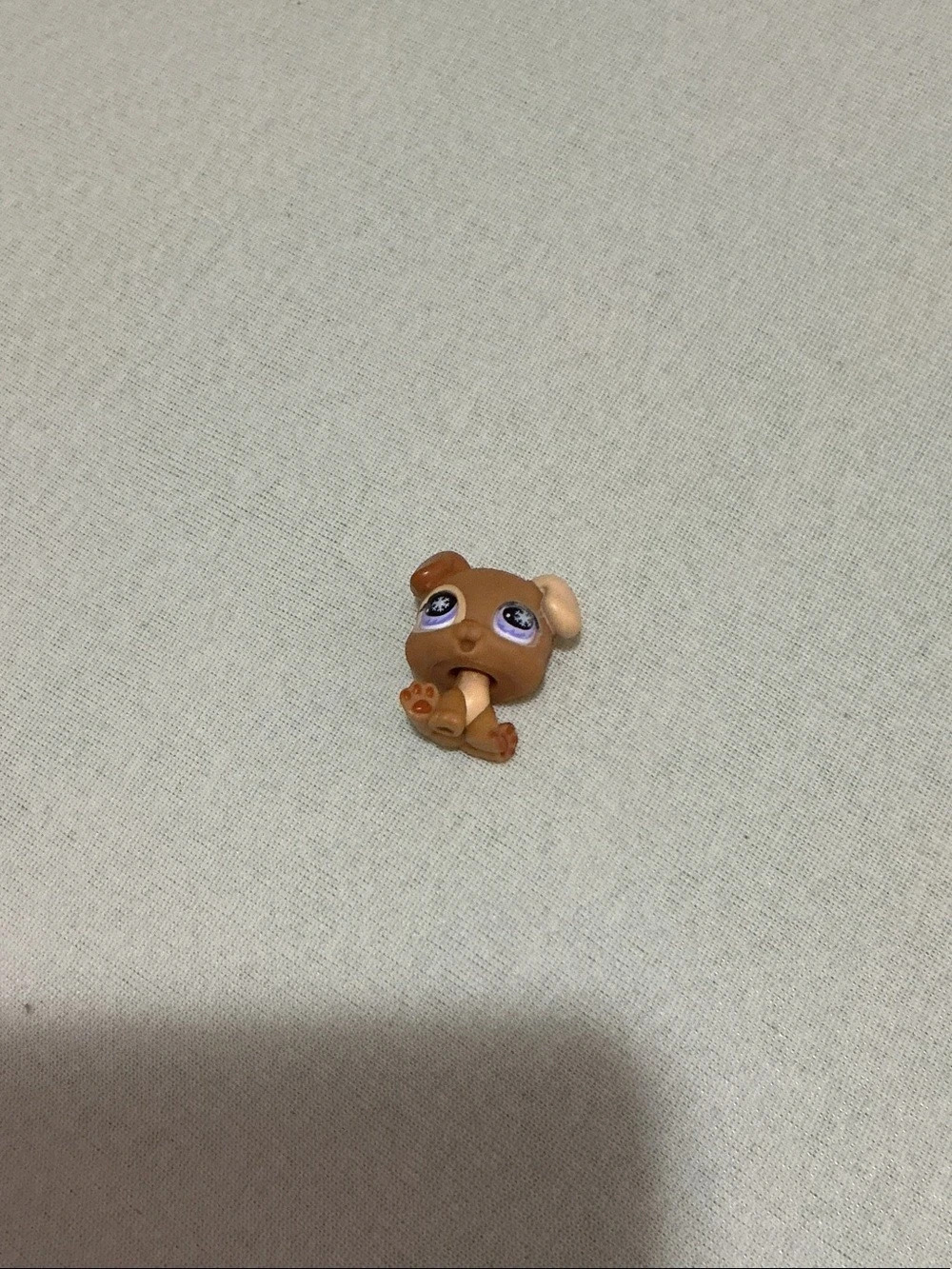Hasbro Littlest Pet Shop #760 Brown Puppy with Purple Snowflake Eyes Brown